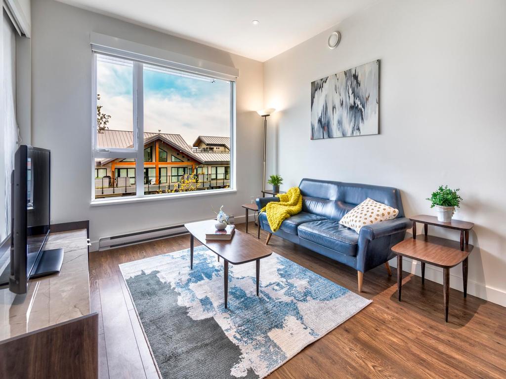 Listing Image for R3110700