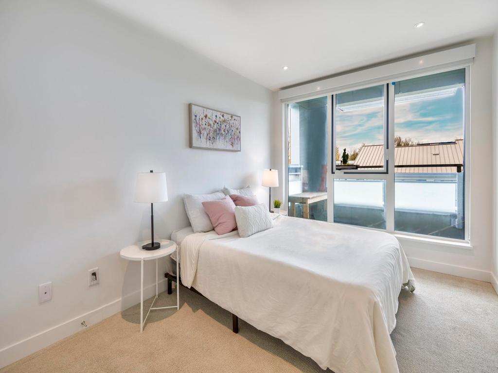 Listing Image for R3110700