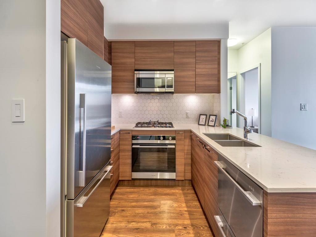 Listing Image for R3110700