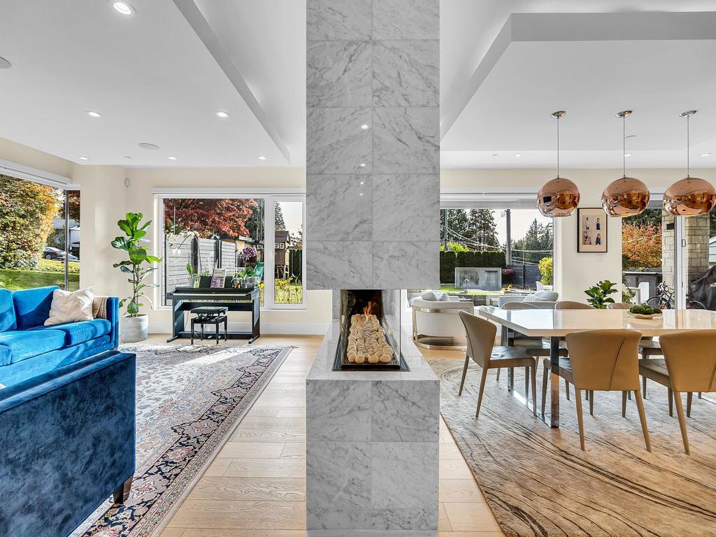 Listing Image for R3110702