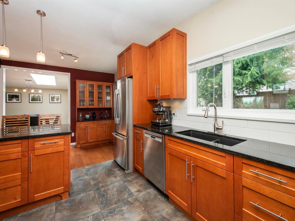 Listing Image for R3110704