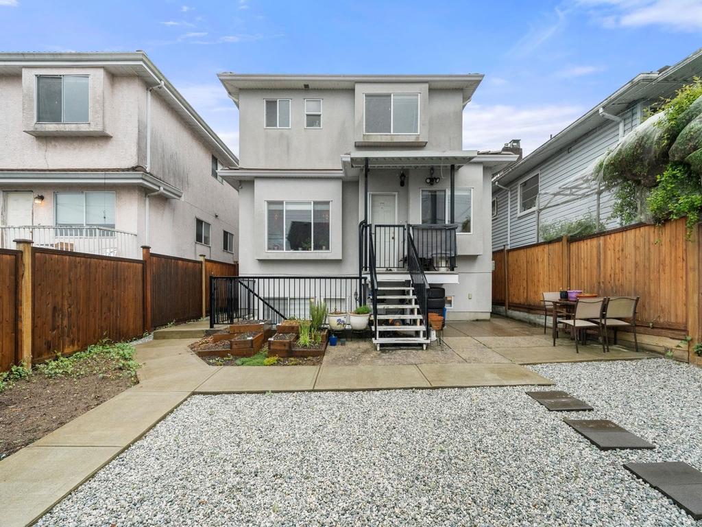 Listing Image for R3110713