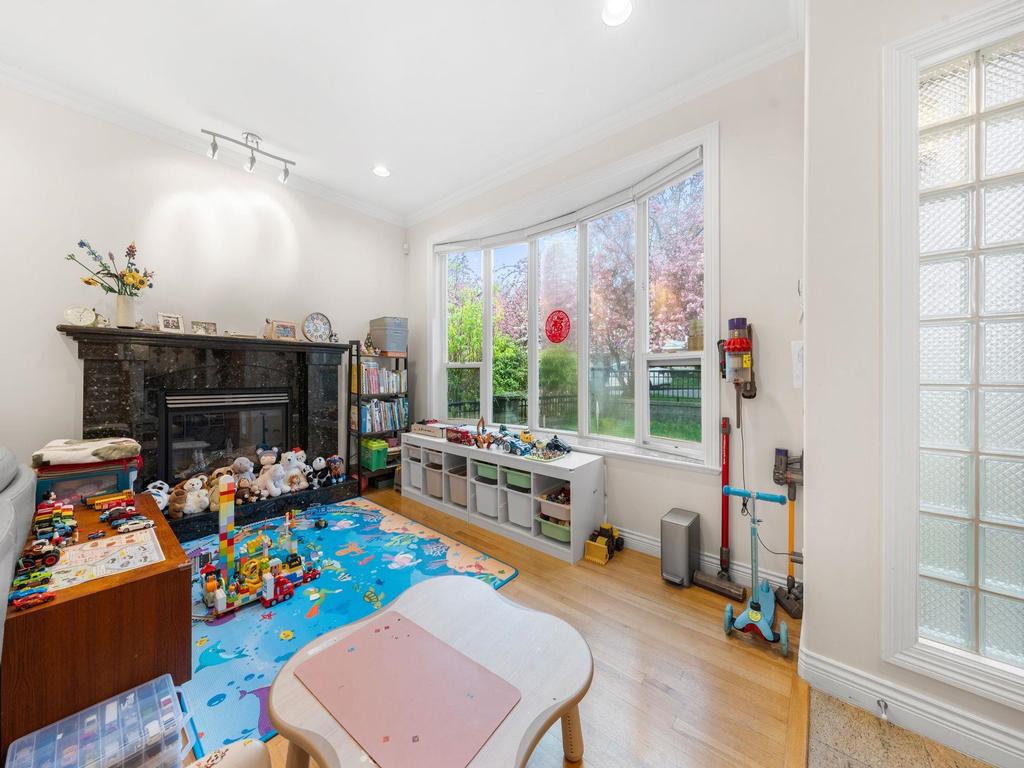 Listing Image for R3110713