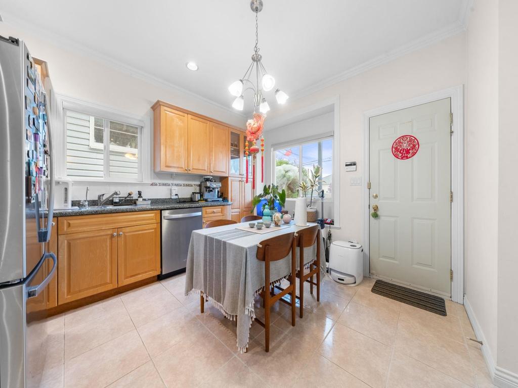 Listing Image for R3110713