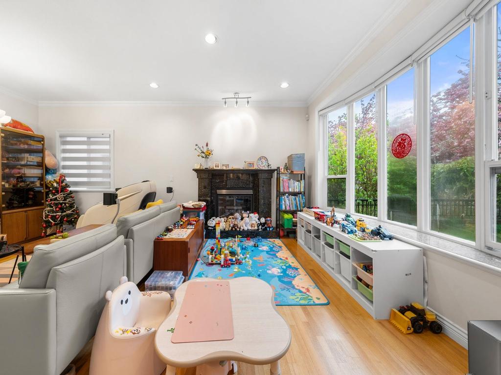 Listing Image for R3110713