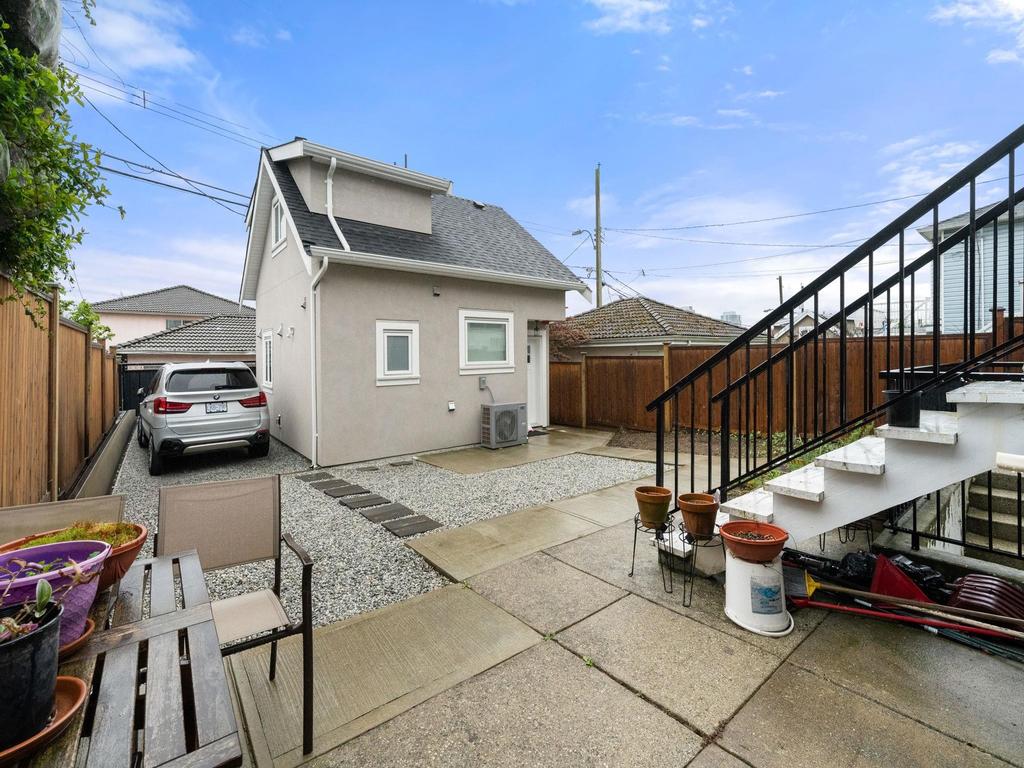 Listing Image for R3110713