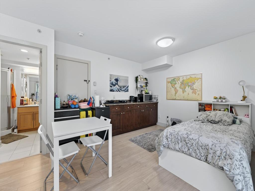 Listing Image for R3110715