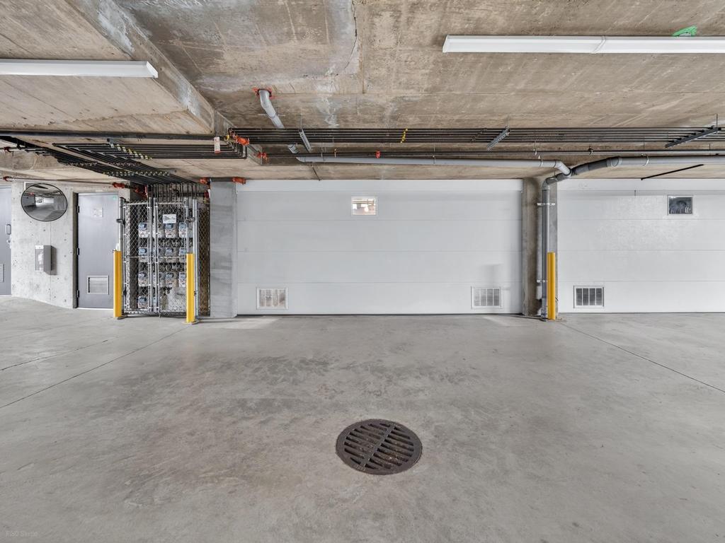 Listing Image for R3110715