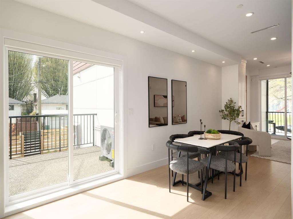 Listing Image for R3110724