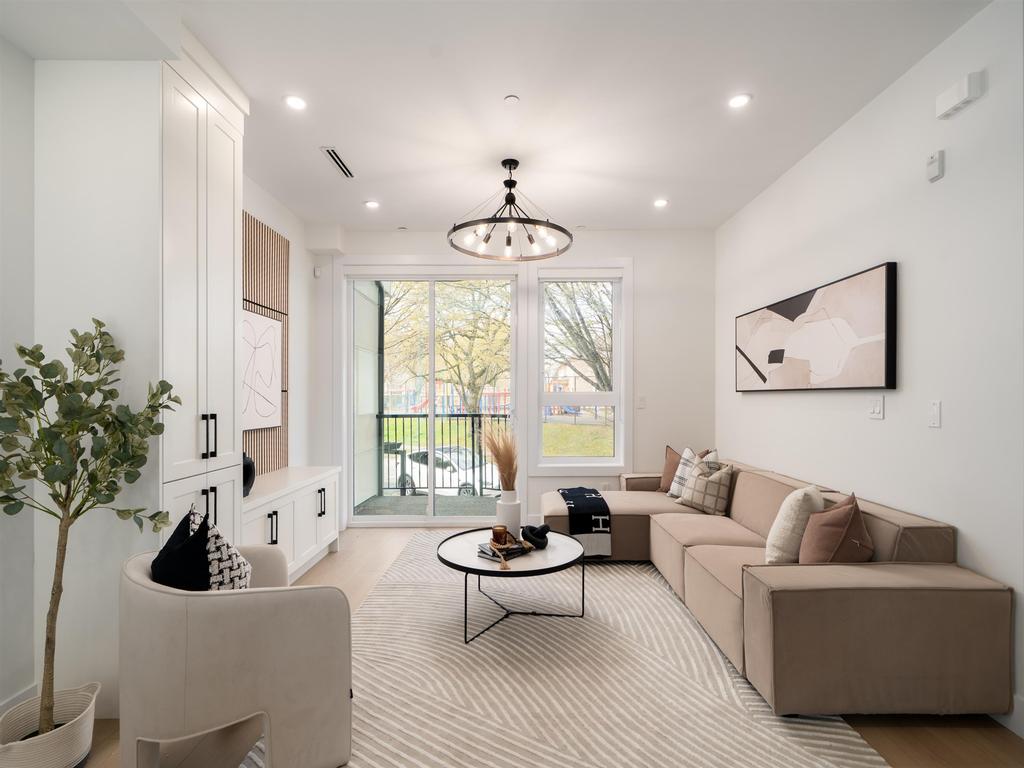 Listing Image for R3110724