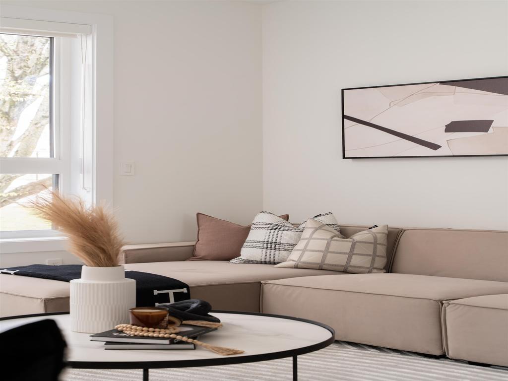 Listing Image for R3110724