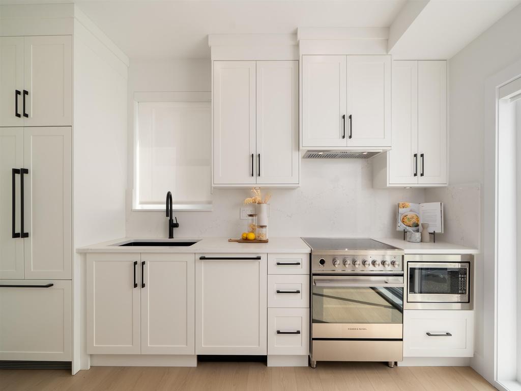 Listing Image for R3110724