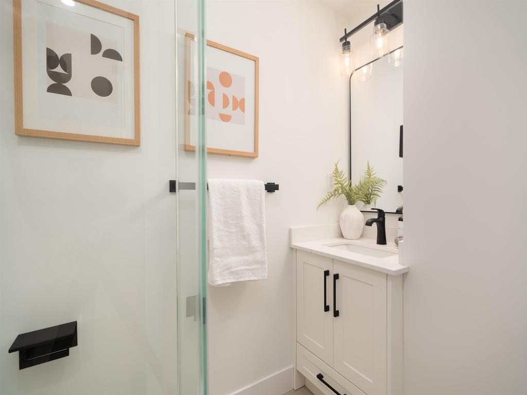 Listing Image for R3110724