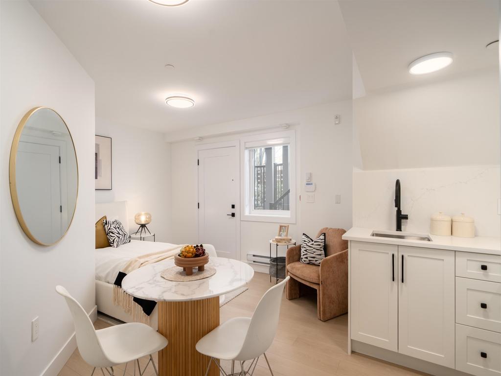 Listing Image for R3110724