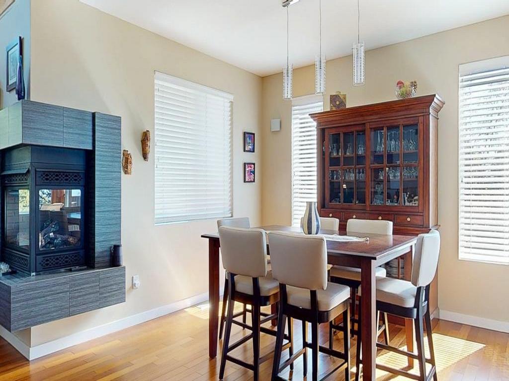 Listing Image for R3110725