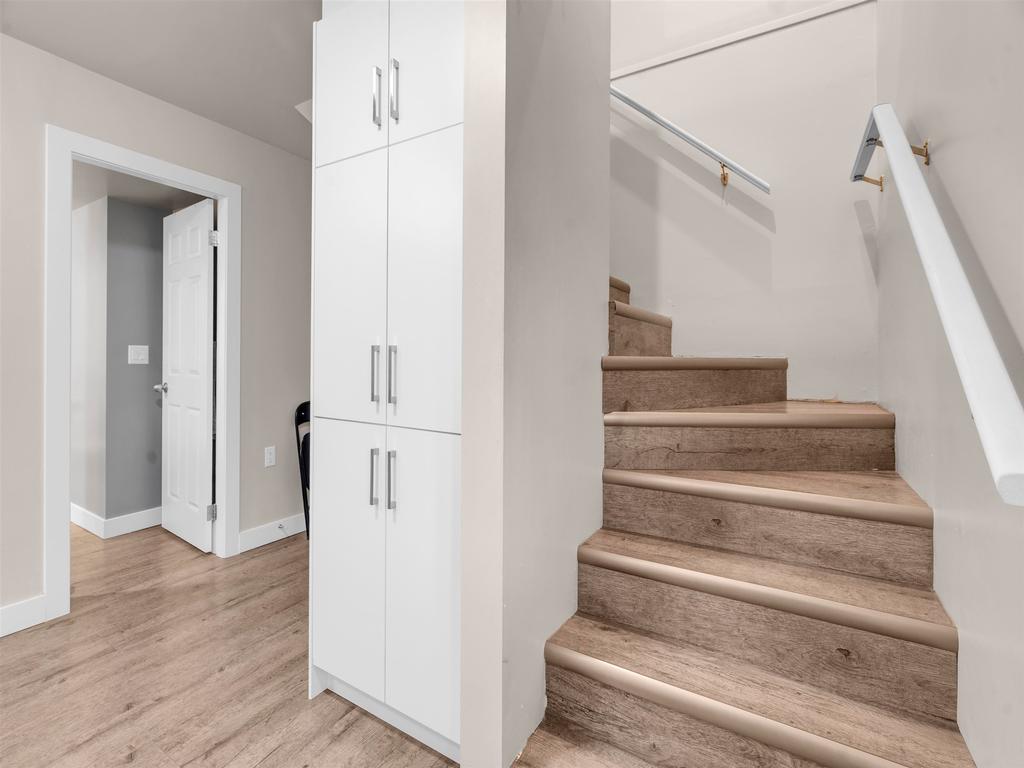 Listing Image for R3110727