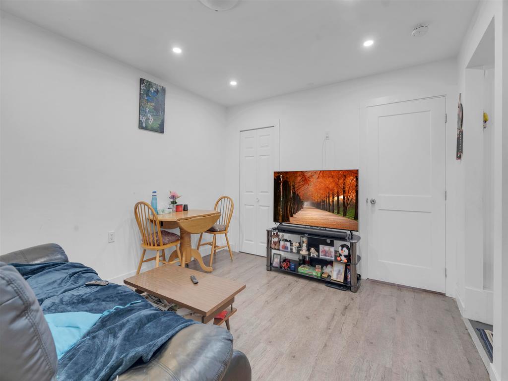 Listing Image for R3110727