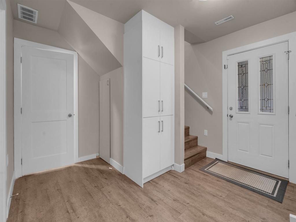 Listing Image for R3110727