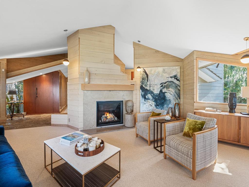 Listing Image for R3110742