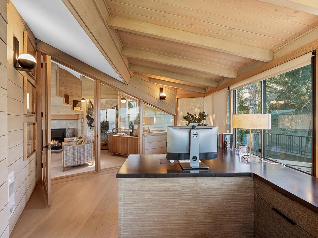 Listing Image for R3110742