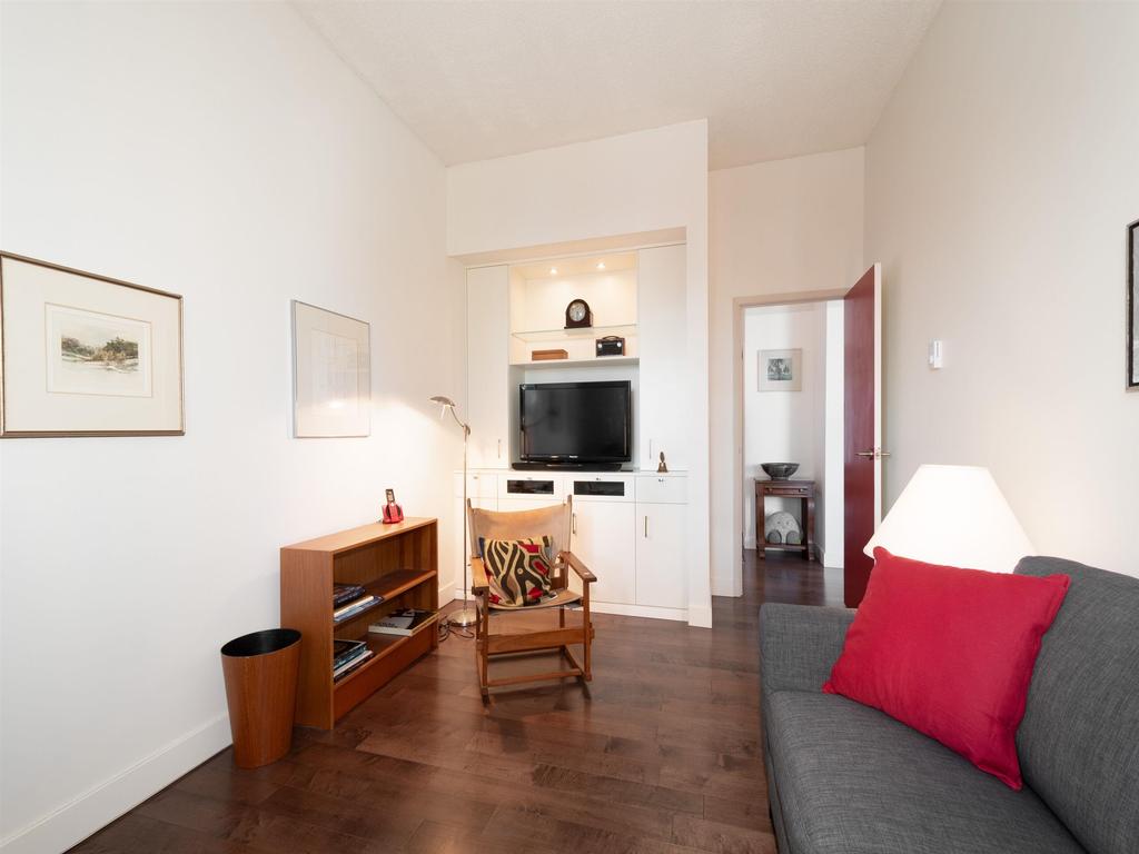 Listing Image for R3110763