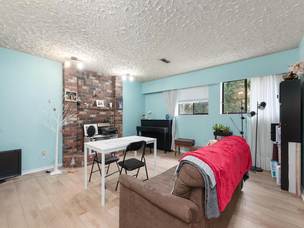 Listing Image for R3110764