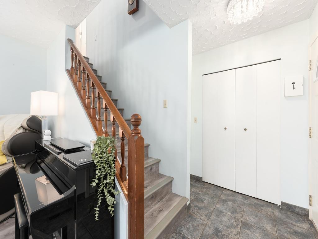 Listing Image for R3110764