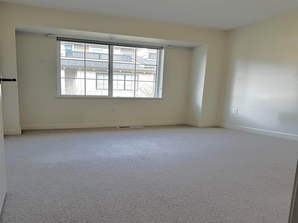 Listing Image for R3110766