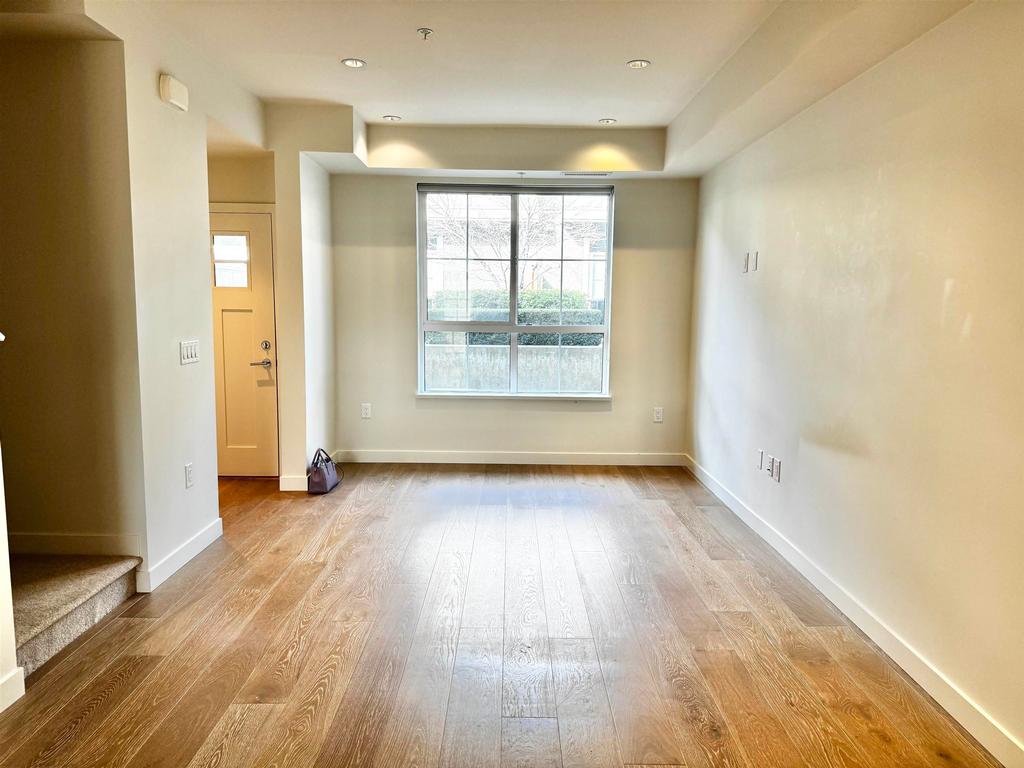 Listing Image for R3110766