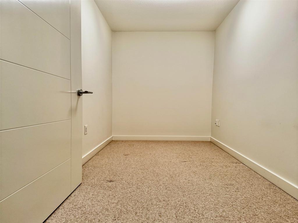 Listing Image for R3110766