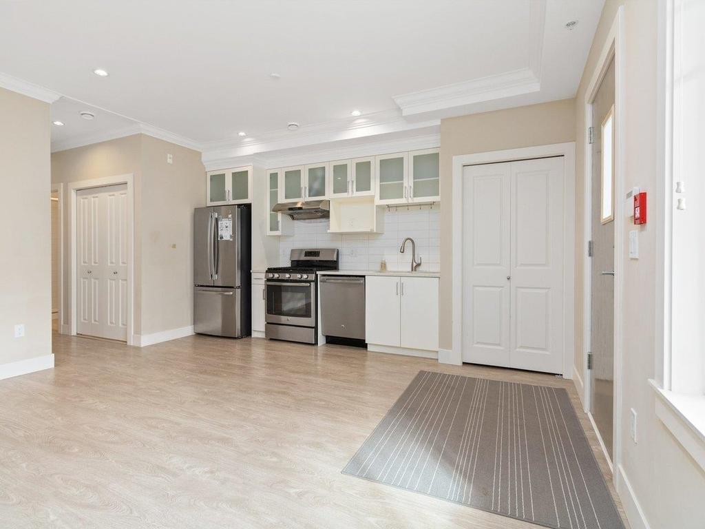 Listing Image for R3110774