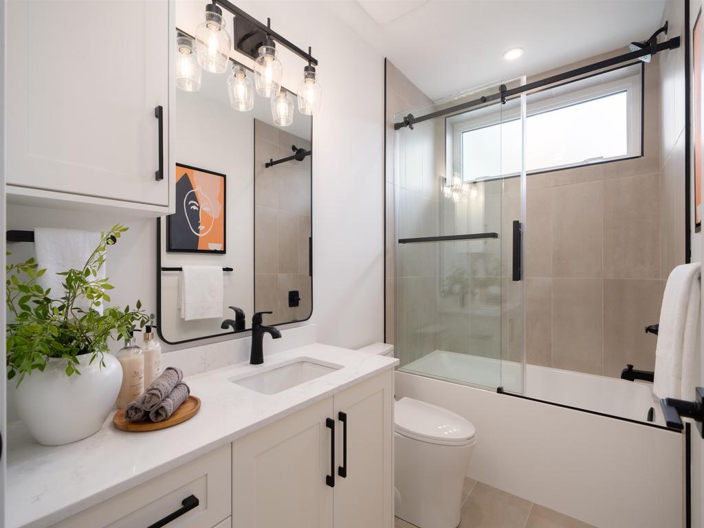 Listing Image for R3110785