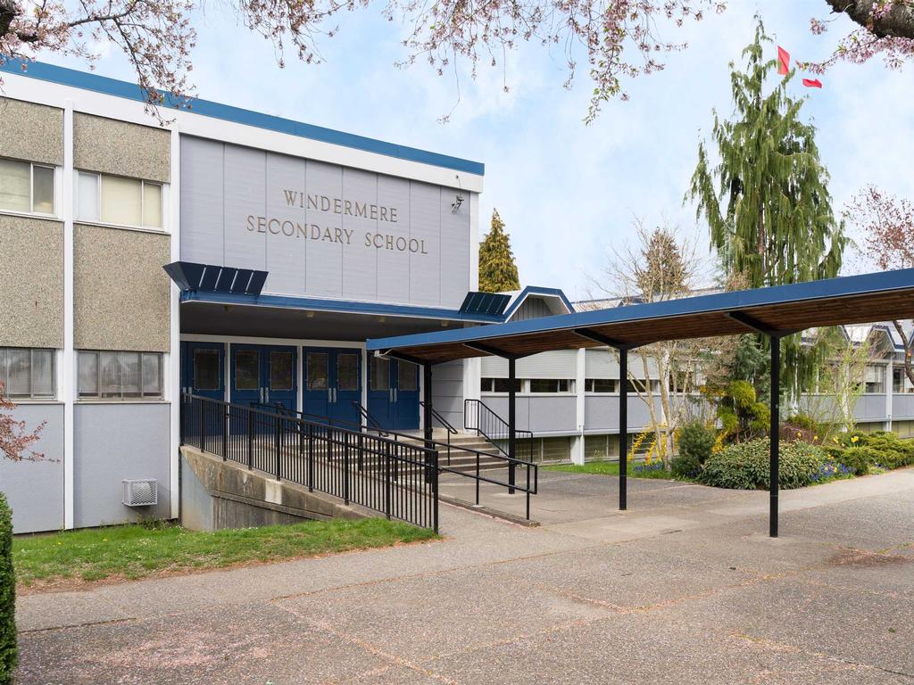 Listing Image for R3110785