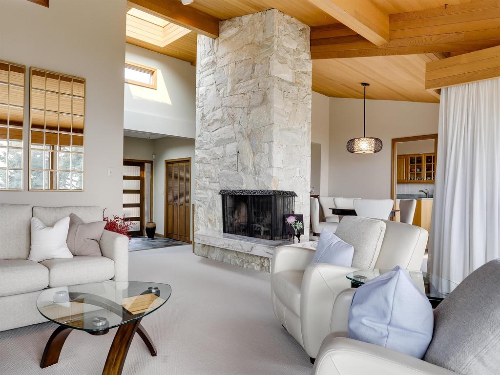 Listing Image for R3110786