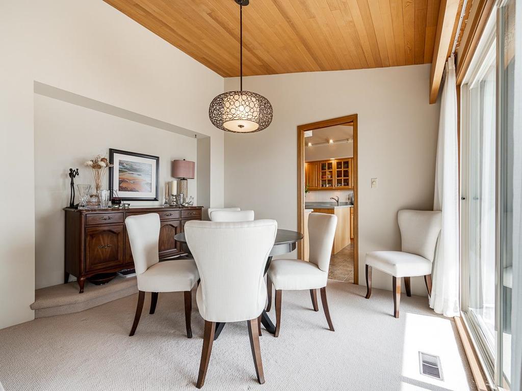 Listing Image for R3110786