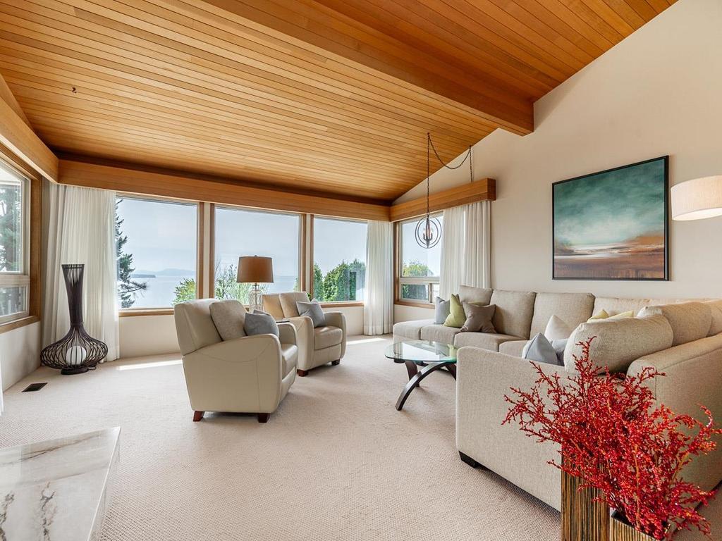 Listing Image for R3110786