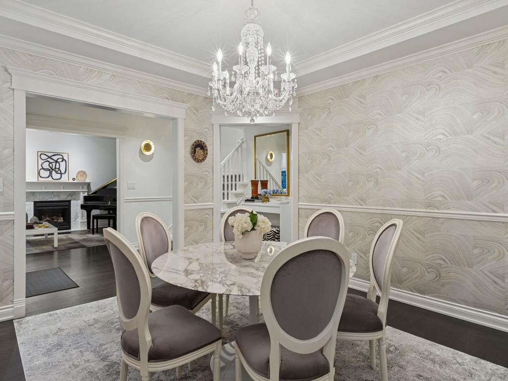 Listing Image for R3110790