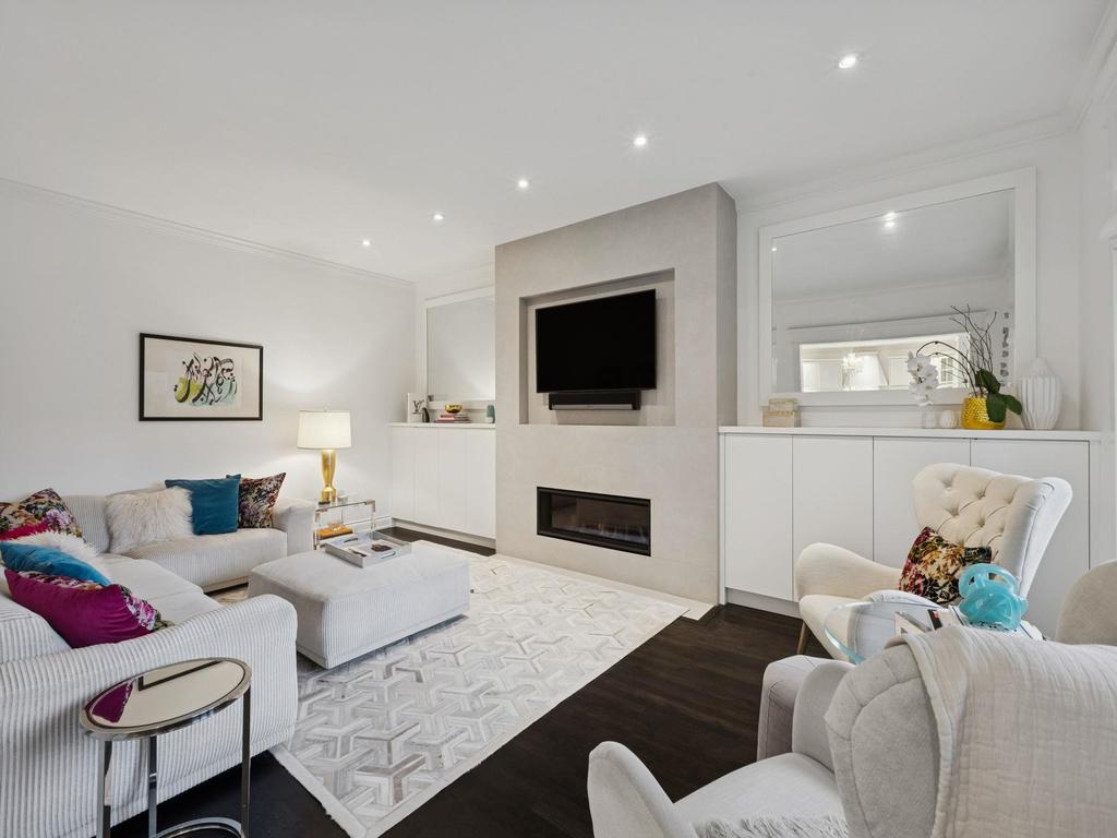 Listing Image for R3110790