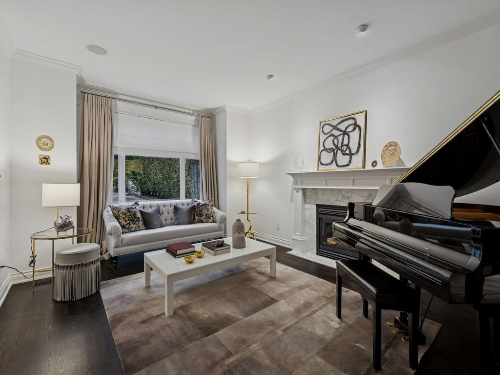 Listing Image for R3110790