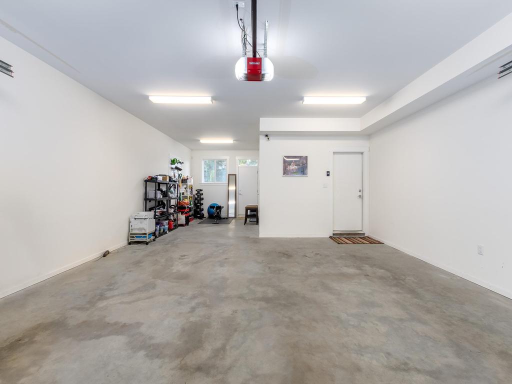 Listing Image for R3110801