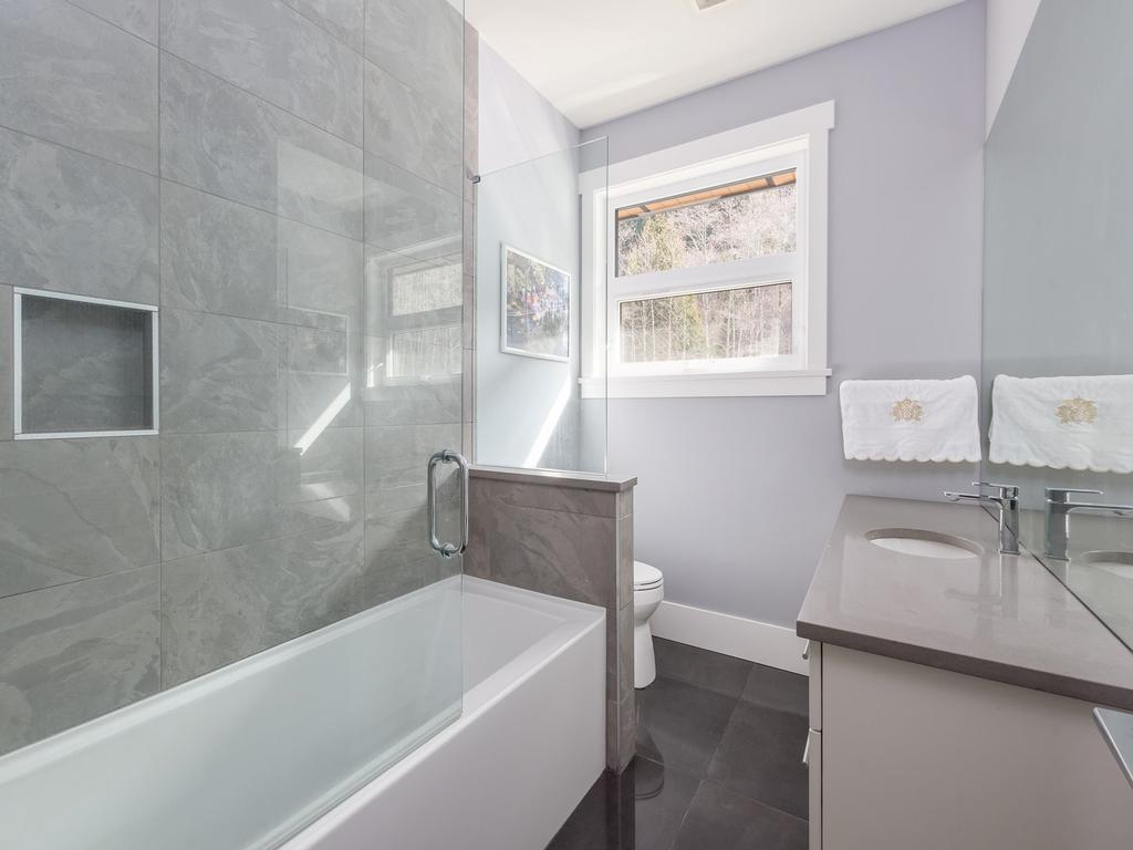 Listing Image for R3110801