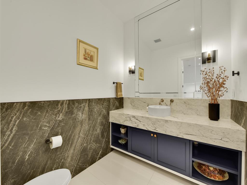 Listing Image for R3110805