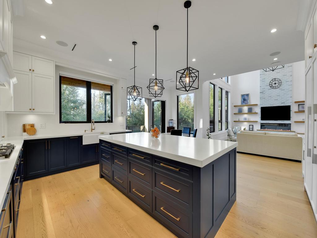 Listing Image for R3110805