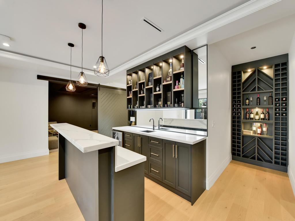 Listing Image for R3110805