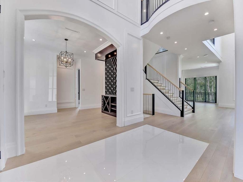 Listing Image for R3110805