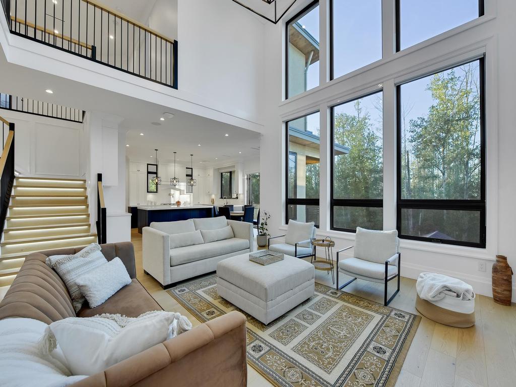 Listing Image for R3110805