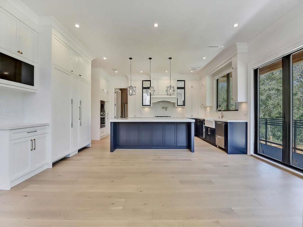 Listing Image for R3110805