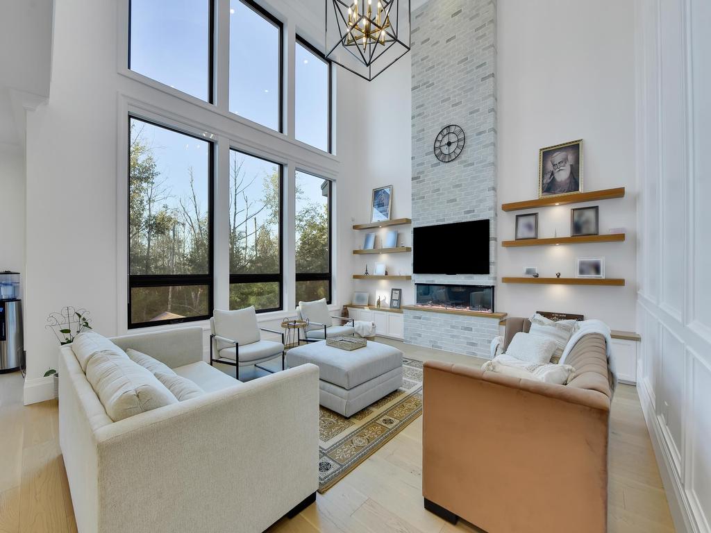 Listing Image for R3110805