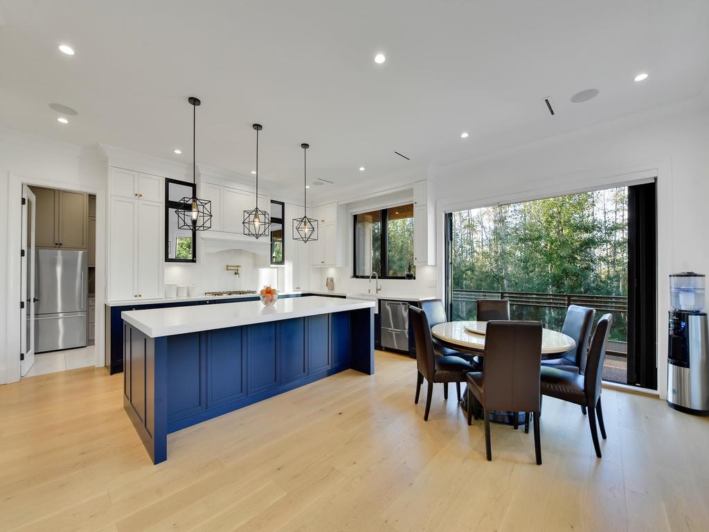 Listing Image for R3110805