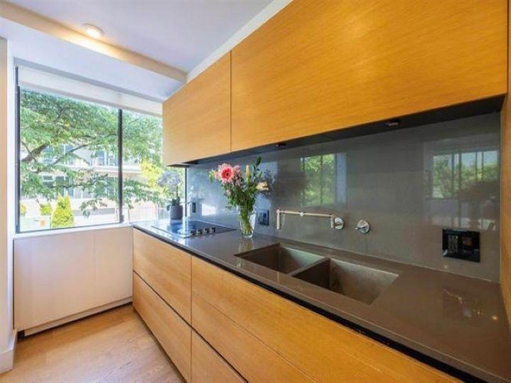 Listing Image for R3110807